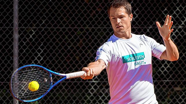 Starker Auftritt: Raphael Lustenberger &ndash; hier ein Archivbild &ndash; überzeugte für den TC RW Tiengen mit einem hochklassigen Sieg ...