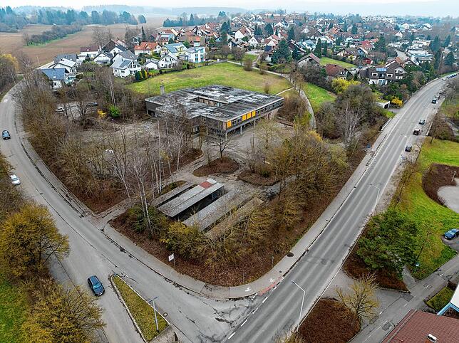 Blick auf das Schulgebäude auf der Hallerhöhe am Brandenburger Ring. Wird das Gebäude künftig gar nicht mehr benötigt?