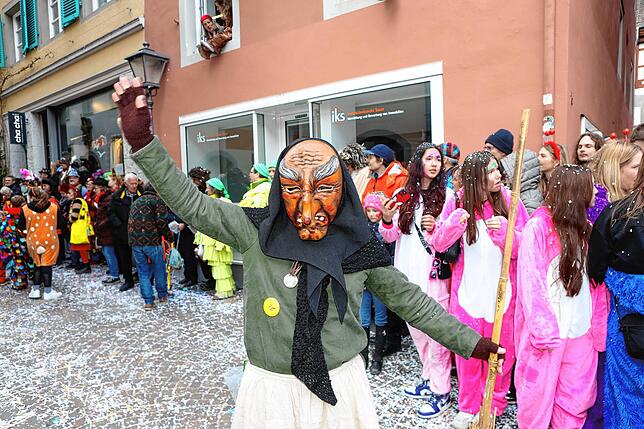 Bild 23: Großer Narrenumzug 2024 in Konstanz &ndash; die besten Bilder gibt&lsquo;s hier &ndash; Teil 5