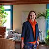 Karin Rehbock-Zureich in ihrem Wohnzimmer zu Hause in Jestetten: Auch heute noch ist die frühere SPD-Bundestagsabgeordnete politisch ...