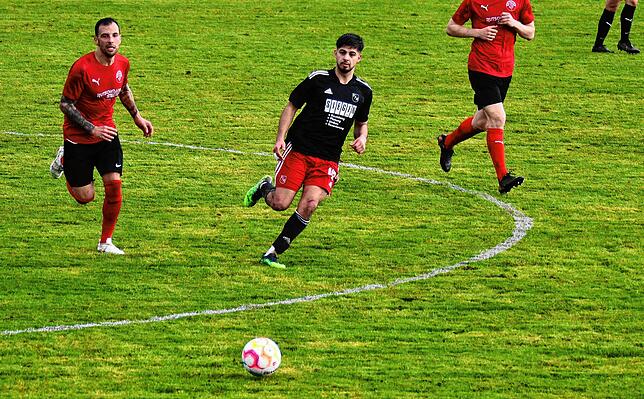Bild 10: VfR Bad Bellingen besiegt den FC Hochrhein mit 4:1 &ndash; und wir haben Bilder!