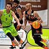 Der Ex-Ehinger Kevin Bryant (rechts) und die wiha Panthers verloren ihr Auswärtsspiel gegen den überragenden Chris Oshita (25 Punkte, ...