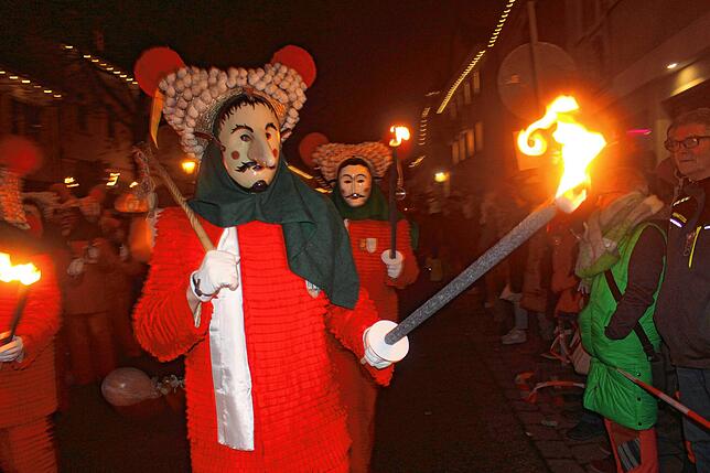 Bild 17: Nachtumzug beim Viererbund: Narrentag gipfelt in mystischer Stimmung beim Nachtumzug