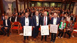 Viele Menschen aus der weiteren Region bewegte der Abschied von drei Fasnachtsurgesteinen aus der VSAN (von links): Peter Schmidt, der ...