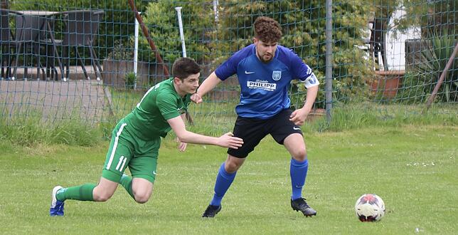 Bild 24: FV Degerfelden unterliegt mit 2:5 dem FC Hausen &ndash; und wir haben Bilder!