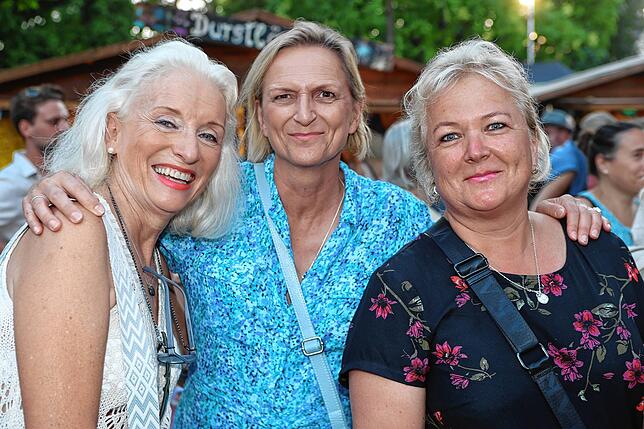 Bild 4: Seenachtfest 2024: Im Stadtgarten spielt nicht nur die Musik, sondern spielen auch die Kinder