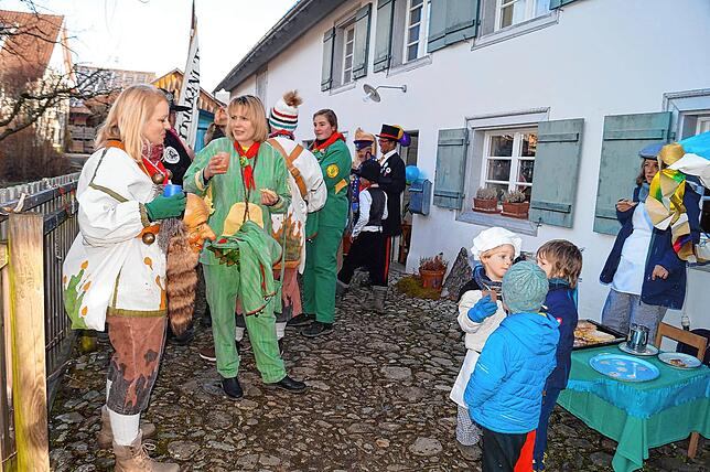 Bild 14: Bilder vom Frickinger Narrenbaumstellen