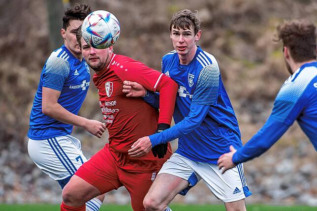 Bild 1: FC Schlüchttal feiert 8:1-Kantersieg gegen den SV Stühlingen &ndash; und wir haben Bilder!
