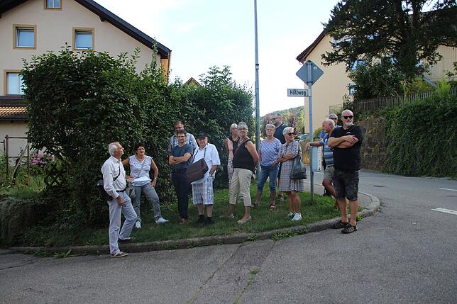 Andreas Mahler und Jutta Binner-Schwarz führten bei der Stadtführung Touristen sowie Einheimische durch das Altstadtrund Stühlingens.
