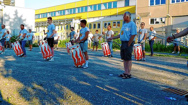 Jetzt kann wieder geprobt werden: In den Sommermonaten treffen sich die Musiker dafür im Industriegebiet.