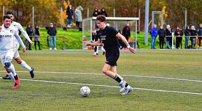 Bild 30: SG FC Wehr/Brennet besiegt den FC Schönau mit 3:0 &ndash; und wir haben Bilder!