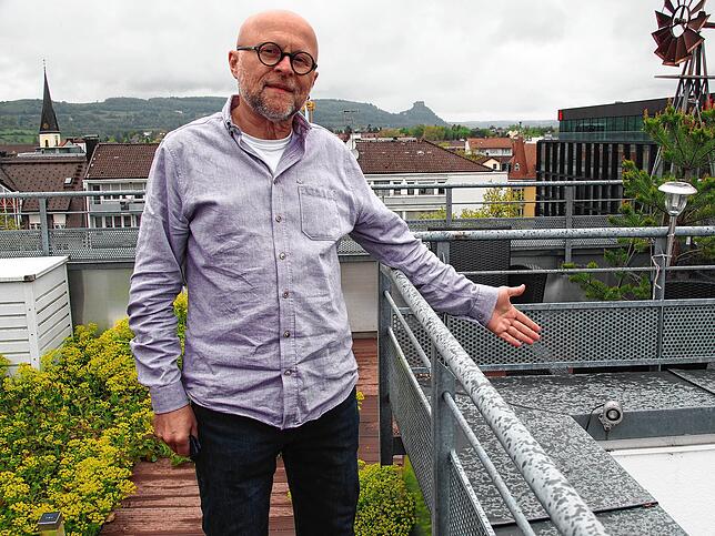 Rainer Klose wohnt mit seiner Frau seit 20 Jahren im Postareal über den Dächern von Singen. Seither kämpft er zusammen mit der ...