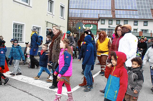 Bild 15: So schön war der Kinderumzug der Sunnelöscher 2024