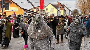 Bild : 50. Gründungstag der Mimmenhausener Bierkärhexen: Unsere Bildergalerie vom Umzug in Mimmenhausen