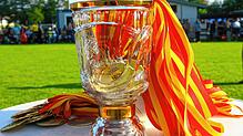 Objekt der Begierde: Im Rothaus-Bezirkspokal werden am Ostermontag die Halbfinals ausgetragen.