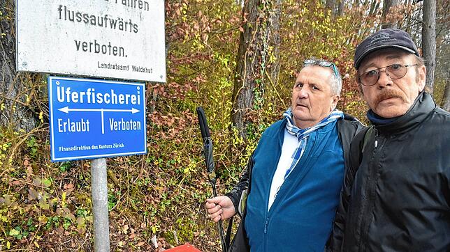 Die Jestetter Fischer Richard Massler (links) und Dieter Stammherr waren verwundert, dass die Finanzdirektion Zürich beim Kraftwerk ...