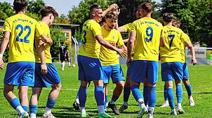 4:1-Sieg für FC Singen nach Glanzleistung gegen den FC Gutmadingen. Singen holt sich wichtige Punkte im Kampf gegen den Abstieg.