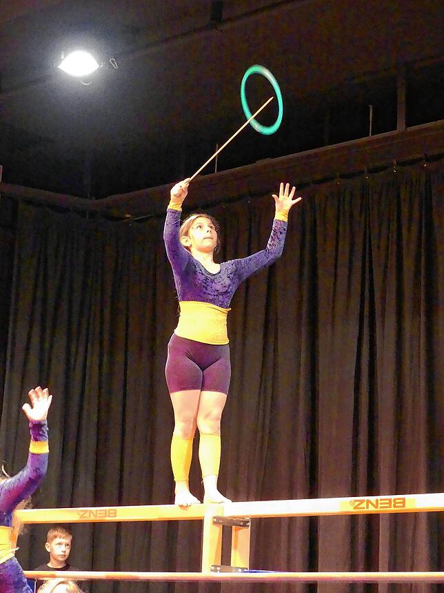 Bild 16: Zirkus in Bermatingen begeistert 600 Zuschauer – Das sind die schönsten Bilder der Show!