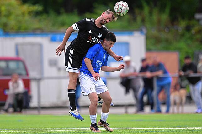 Bild 14: TuS Stetten gewinnt 3:1 gegen den FC Wehr – und wir haben Fotos!