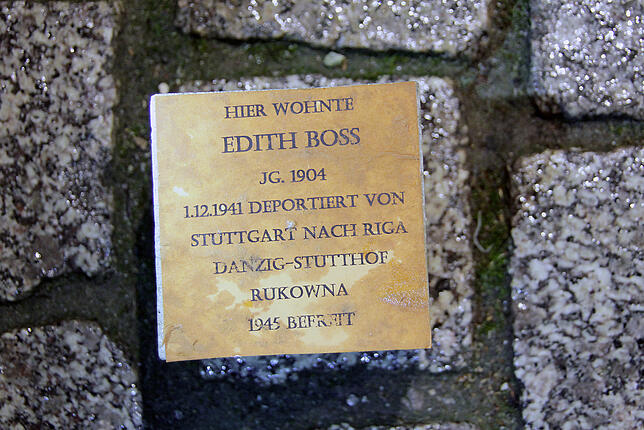 Symbolischer Stolperstein für Edith Boss