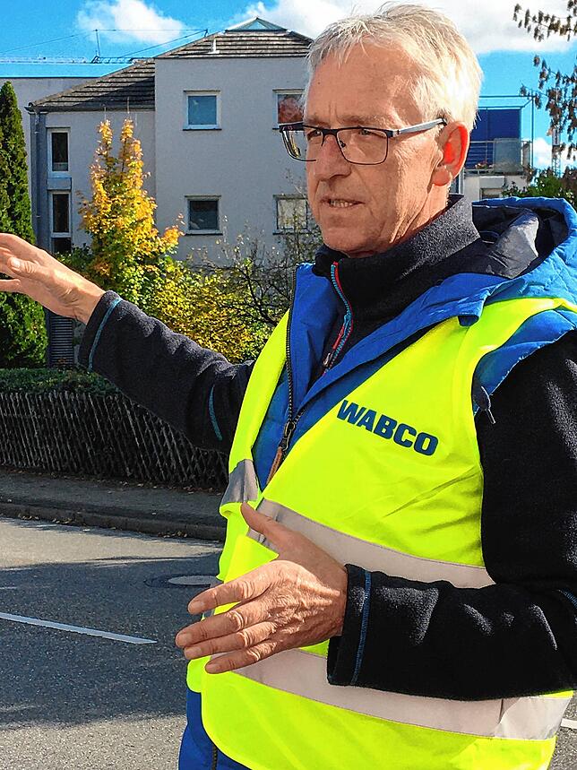 Markus Romer, Vorsitzender der Freien Wähler, engagiert sich für ein besseres Radwegenetz in Gottmadingen.