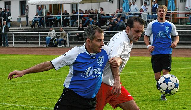 Bild 27: Schnappschüsse aus der Bezirksliga-Saison 2010/2011