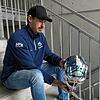 Wie es sich für einen Torhüter der Wild Wings gehört, ziert ein Schwan den Helm von Schwenningens Neuzugang Joacim Eriksson. Bild: Verein