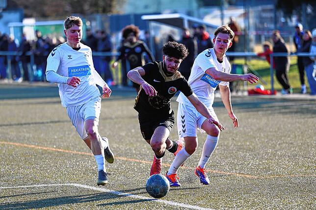 Bild 5: Unsere besten Bilder vom 2:1-Sieg des TSV Singen gegen den VfR Hausen
