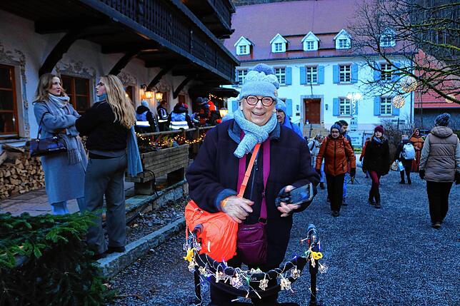 Tausende Besucher kamen zum Weihnachtsmarkt in die Ravennaschlucht um das einmalige Feeling zu erleben