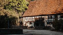 Das Freilichtmuseum in Neuhausen ob Eck darf am 3. Juni nach mehrmonatiger Schließung wieder öffnen. Das Bild zeigt das Bauernhaus ...