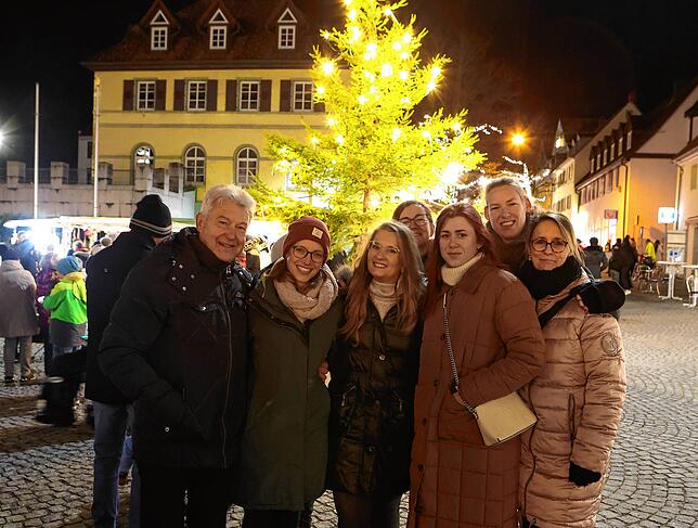 Bild 23: Stimmungsvoller Auftakt des Donaueschinger Adventsmarktes