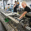 Das Friedrichshafener Unternehmen Rolls-Royce Power Systems vermeldet fürs Geschäftsjahr 2024 ein Rekordergebnis. Die Mitarbeiterinnen ...