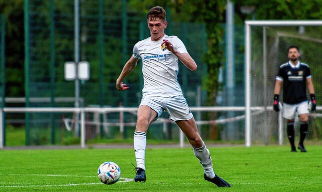 Trainer sprachlos: Simon Hilpert überraschte seinen Trainer Michael Hagmann mit einem bärenstarken Auftritt beim Hallenturnier in ...
