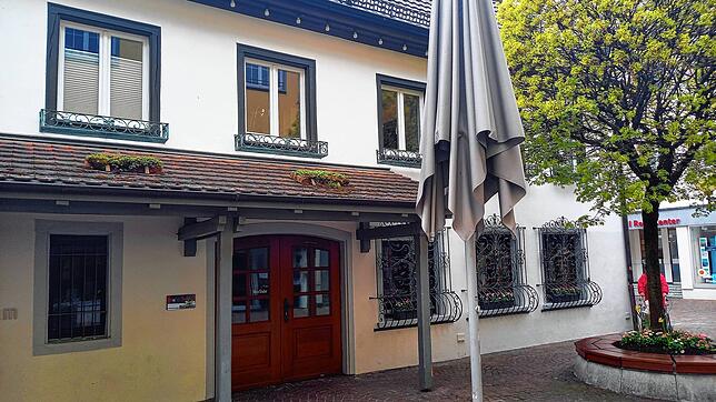 Die Weinstube Der Baum hat inzwischen seine Türen geschlossen. Auch zwei weitere bekannte Radolfzeller Gastronomie-Betriebe schlossen in ...