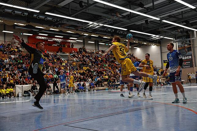 Bild 15: Unsere große Bildergalerie vom SÜDKURIER-Spieltag der HSG Konstanz gegen Kornwestheim