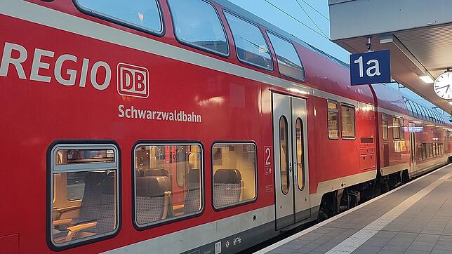 Noch immer ist die Ursache für die abgefahrenen Reifen der Schwarzwaldbahn nicht klar. Deswegen wird auch in den kommenden Wochen nur im ...