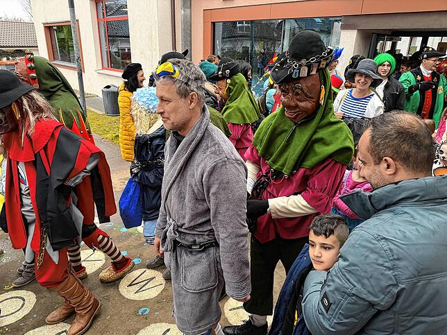 Bild 19: Fasnacht 2025 in Friedrichshafen: Rathaussturm & Schulbefreiung in eindrucksvollen Bildern!