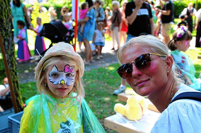 Bild 9: Chilbi 2025: So feiern die Kleinsten die Waldshuter Chilbi beim Kinderfest und Kinderumzug auf den Festplatz