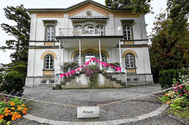 Das ehemalige Haus des Gastes hat seine Schuldigkeit als Sitz der LGS GmbH getan.