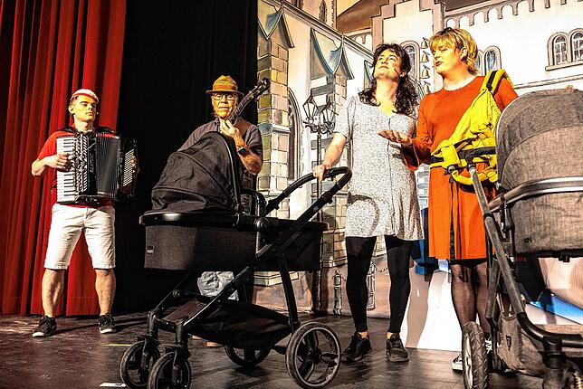 Bild 13: Die schönsten Bilder der Narrizella Ratoldi beim Narrenspiegel in Radolfzell