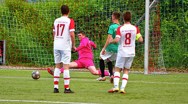 Bild 30: FC Zell macht sein Meisterstück mit dem 6:0 beim FC RW Weilheim &ndash; und wir haben Bilder!
