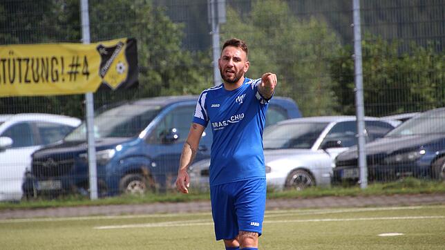 Manuel Passarella (FV/DJK St. Georgen) ärgerte sich über die Niederlage seiner Mannschaft beim FC Bad Dürrheim.