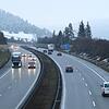 Rasen auf der Autobahn zwischen Engen und dem Unterhölzer Wald bei Geisingen soll bald der Vergangenheit angehören, wenn hier aus ...