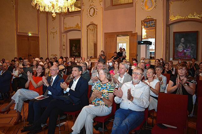 Nach der Corona-Zwangspause fand die Verleihung des Förderpreises für gegenständliche Kunst des Bodenseekreises 2022 wieder mit ...