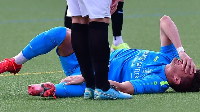 Schmerz lass nach: Nach einem &bdquo;Totalschaden&ldquo; im Knie fehlt Pascal Pecoraro &ndash; hier ein Archivbild &ndash; dem SV Buch ...