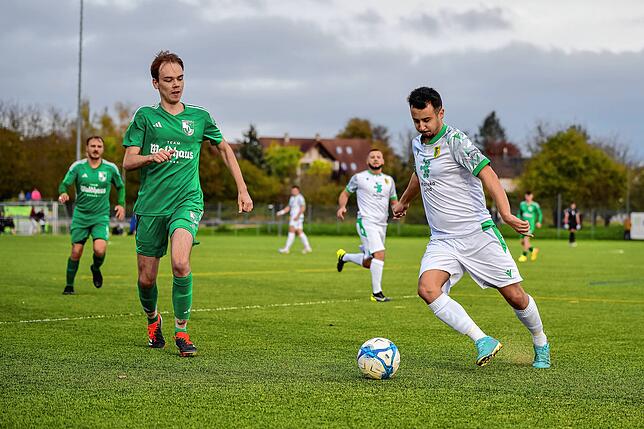 Bild 10: SV Herten besiegt den SV Waldhaus mit 4:1 – und wir haben Bilder!