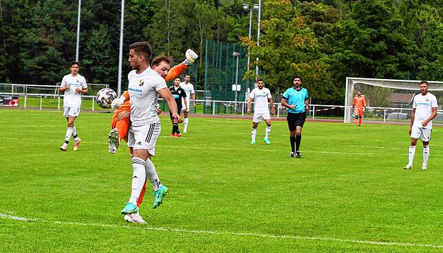 Bild 19: SV 08 Laufenburg gewinnt nach turbulentem Start mit 5:0 gegen den VfR Hausen &ndash; und wir haben Bilder!