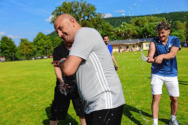 Bild 19: Meisterbilder! Unsere große Bildergalerie vom entscheidenden Ewattinger Sieg in Gutmadingen!