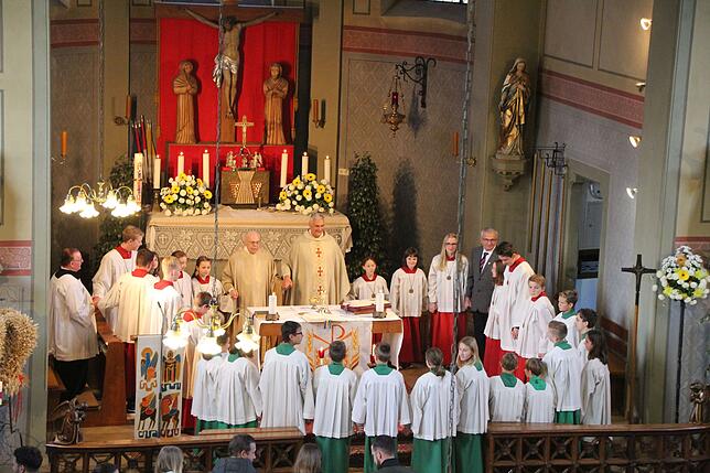 Bild 27: Bilder vom Festakt &bdquo;50 Jahre Priester in Eggingen&ldquo; mit Pfarrer Hans-Jürgen Allgaier sowie vom Patrozinium St. Gallus Eggingen