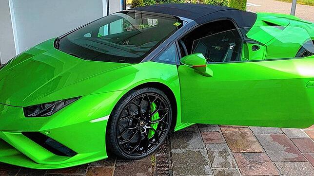Dieser Lamborghini ist aus einer Garage in Bad Säckingen-Wallbach gestohlen worden. Wer hat ihn gesehen?